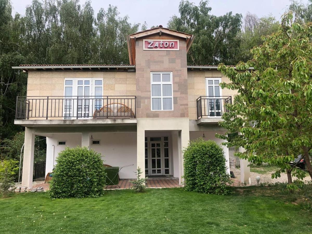 Zaton Guesthouse Tscholponata Exterior foto